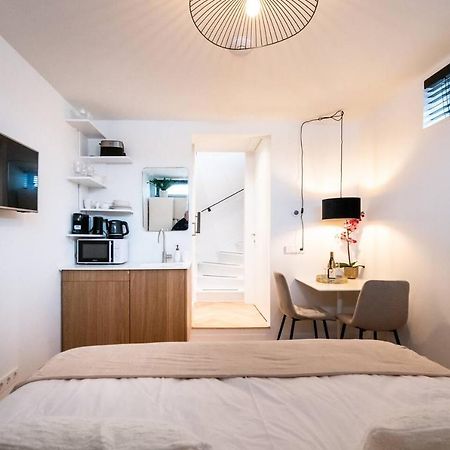 Beautiful Amstel Houseboat Apartamento Amesterdão Exterior foto